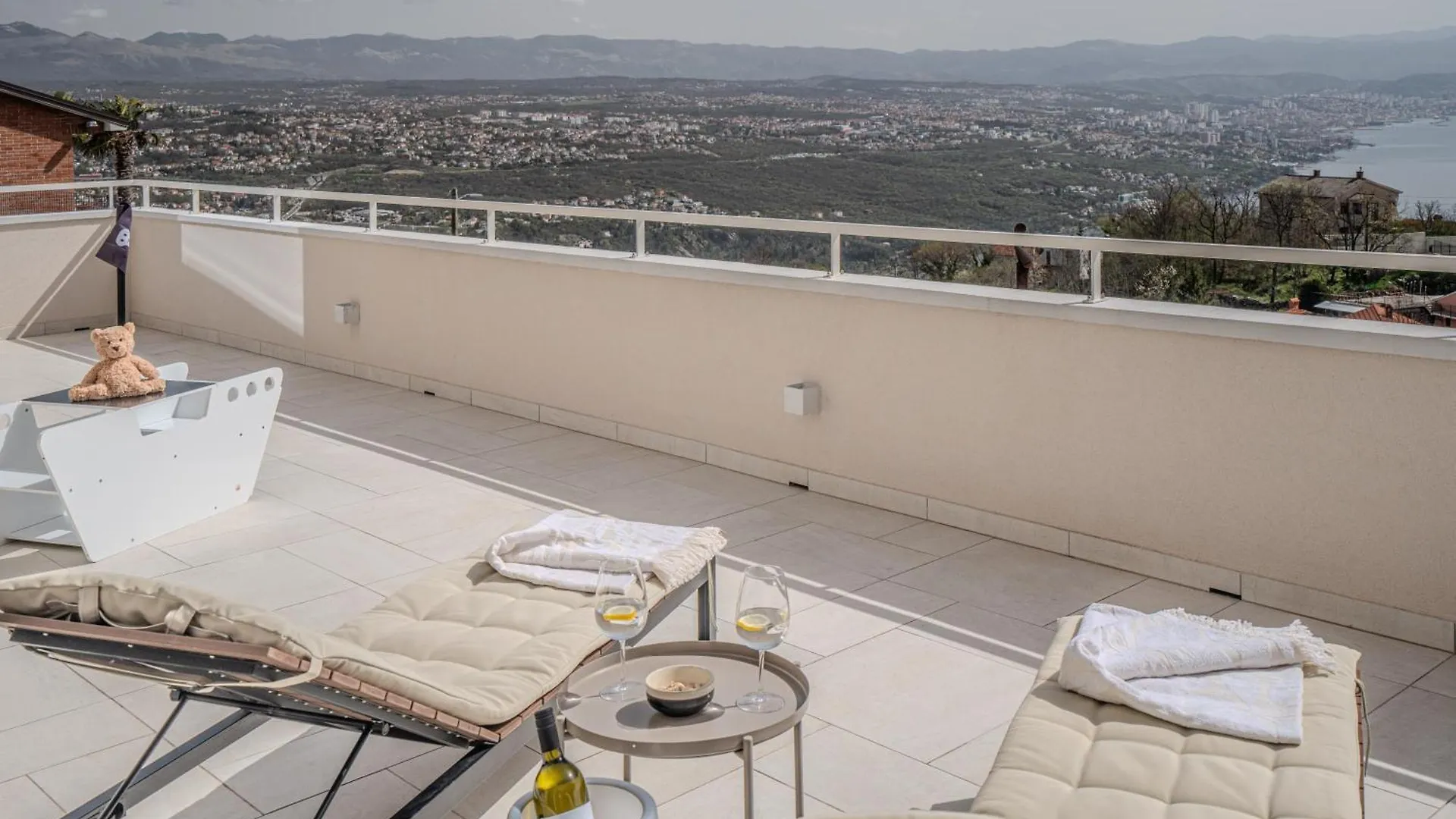 Nachhaltige Wellnessauszeit Mit Traumblick, Pool, Sauna, Whirl-Wanne Opatija Apartment